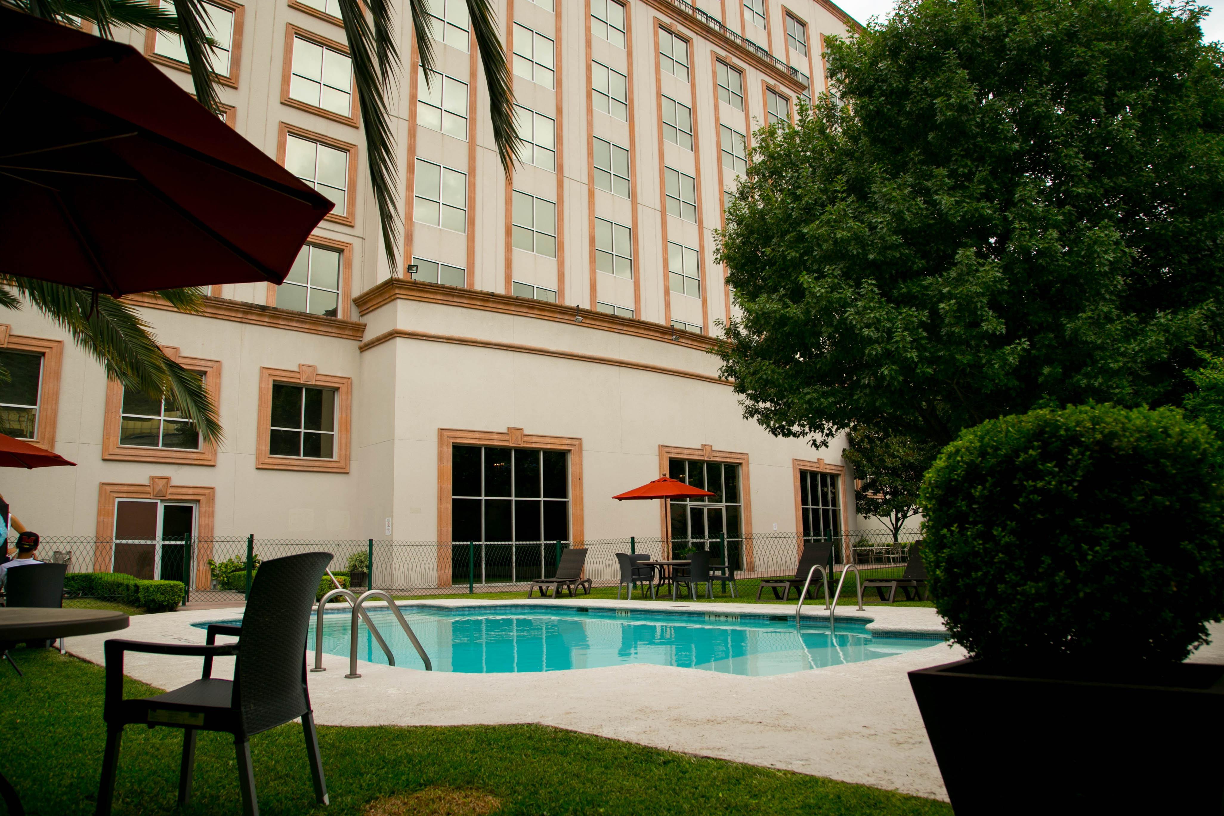 Holiday Inn Monterrey Valle By Ihg San Pedro Garza Garcia Bagian luar foto