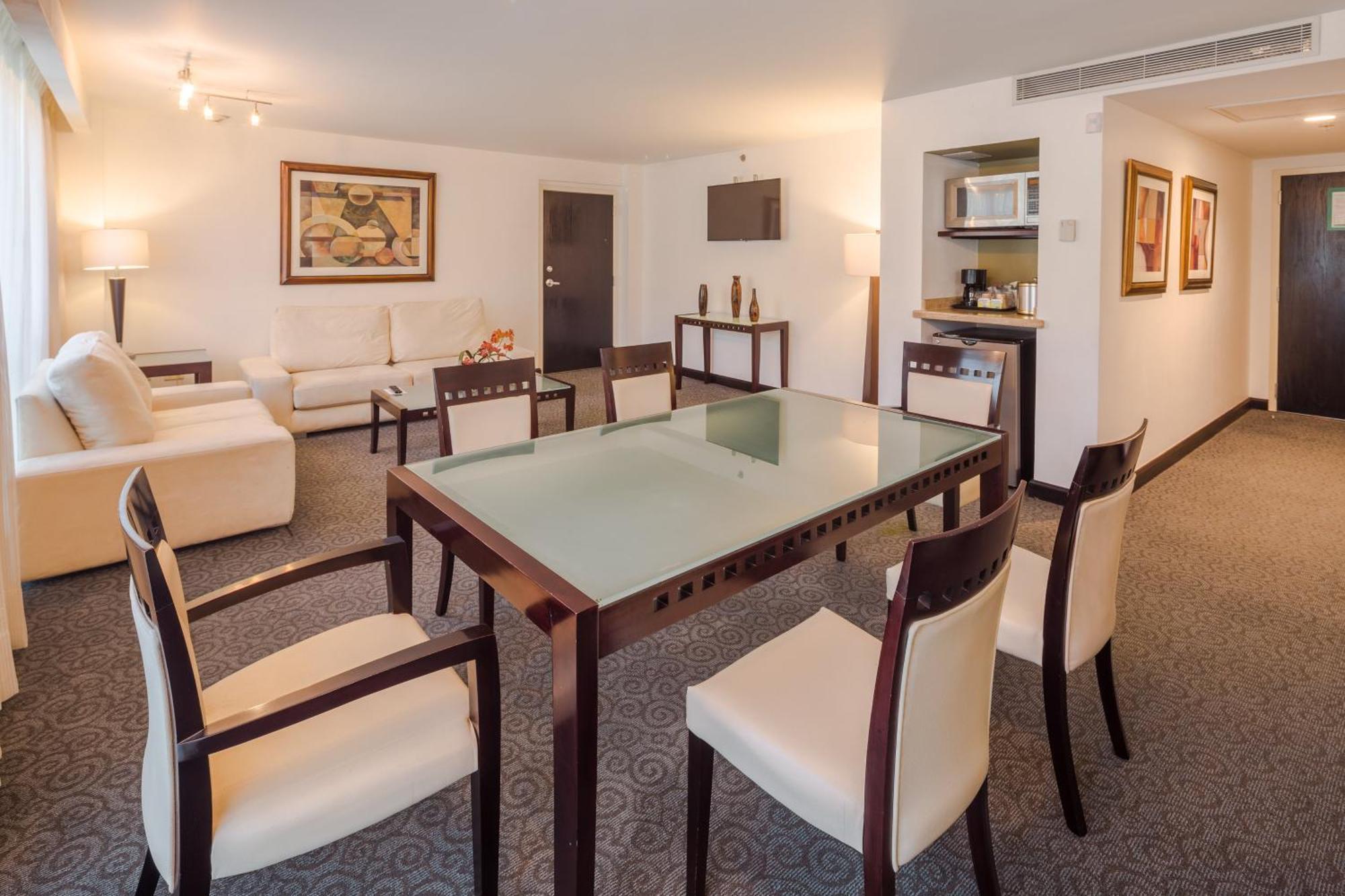 Holiday Inn Monterrey Valle By Ihg San Pedro Garza Garcia Bagian luar foto