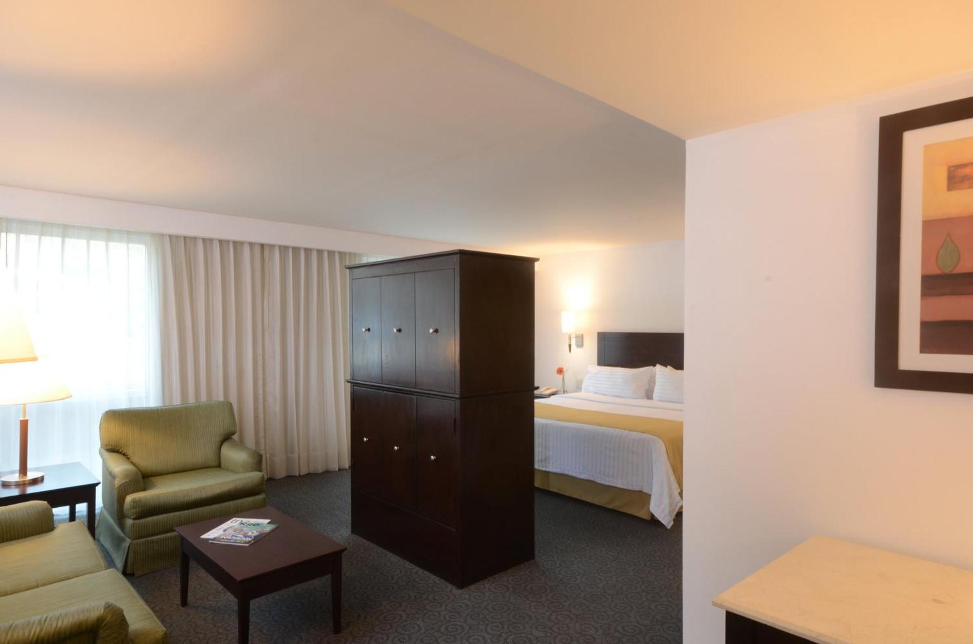 Holiday Inn Monterrey Valle By Ihg San Pedro Garza Garcia Bagian luar foto